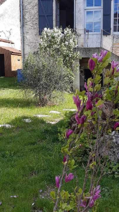 Gite Rue Pasteur Is-sur-Tille Eksteriør bilde